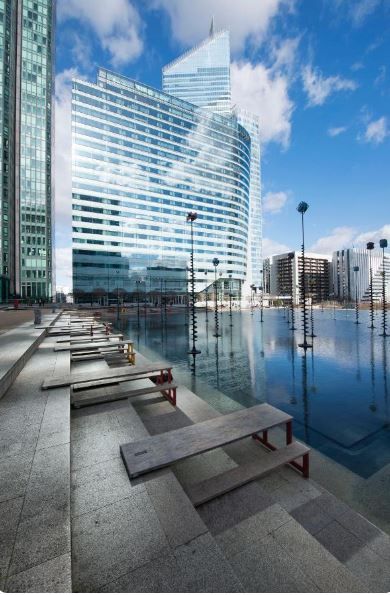 Mélia Paris La Defense