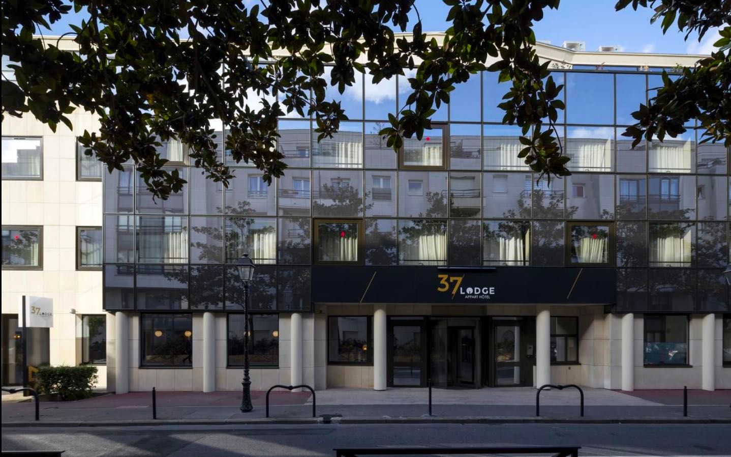 Apparthotel 37 Lodge - Courbevoie La Défense